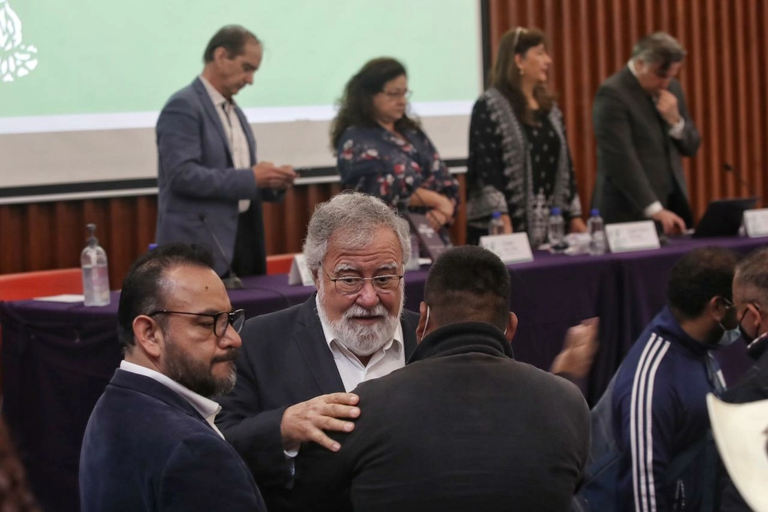 Los integrantes del GIEI, Carlos Beristain, Claudia Paz, Ángela Buitrago y Francisco Cox, ofrecen conferencia de prensa sobre los avances en el caso Ayotzinapa, en el que estuvieron presentes el subsecretario de Gobernación, Alejandro Encinas, y padres de los normalistas desaparecidos, en la Ciudad de México, el 29 de septiembre de 2022. Foto Marco Peláez