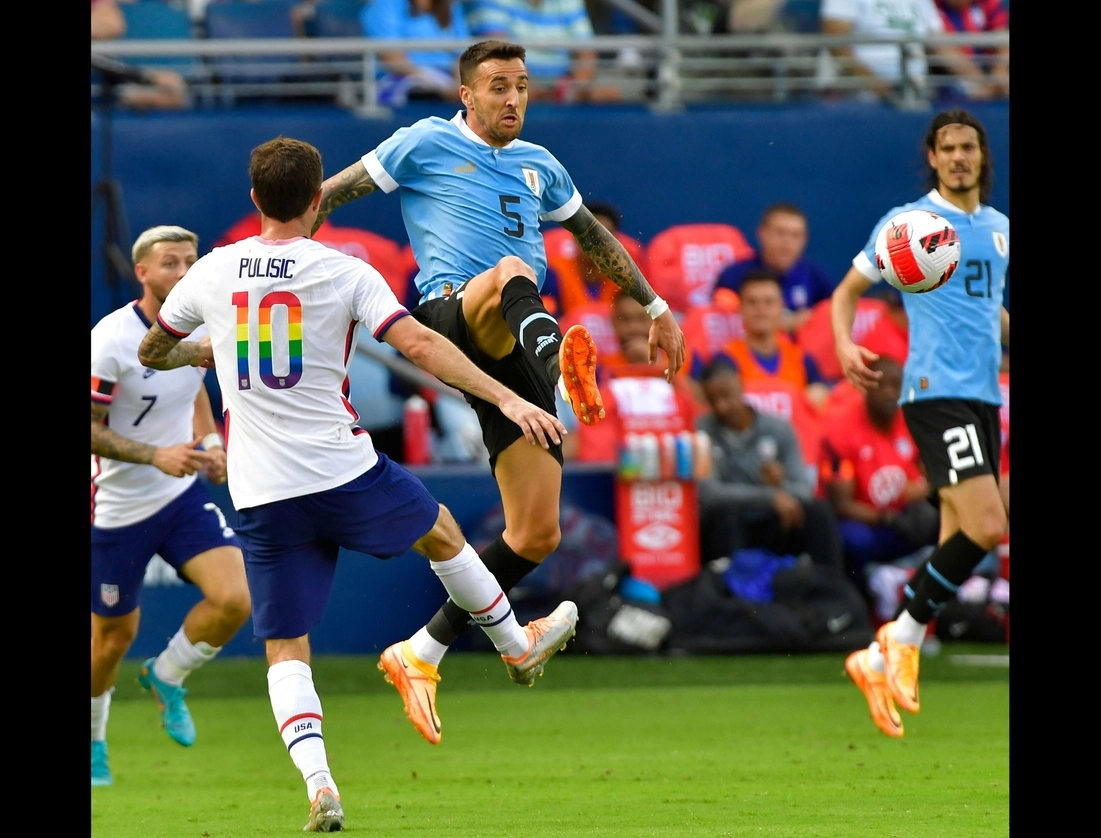 El duelo amistoso entre EU y Uruguay se jugó en el en el Children's Mercy Park, en Kansas City, Kansas. Foto Afp