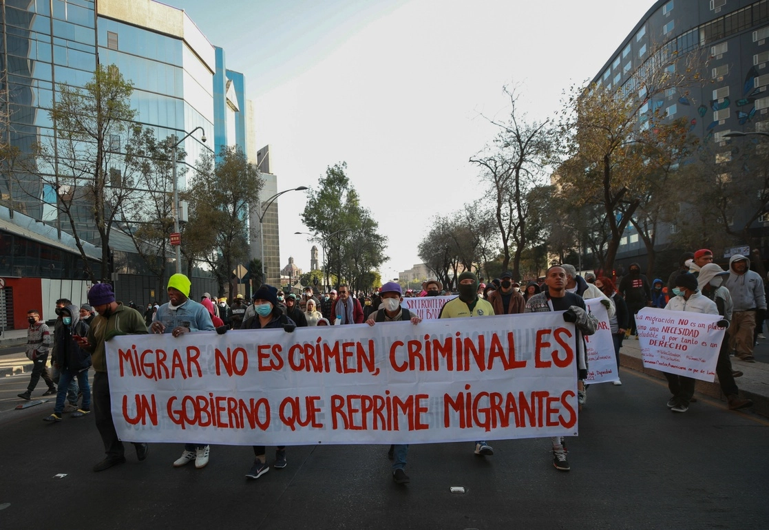 Protesta de integrantes de la caravana de migrante proveniente de Centroamérica, realizada el 16 de diciembre de 2021 en la Ciudad de México. Foto Alfredo Domínguez / Archivo