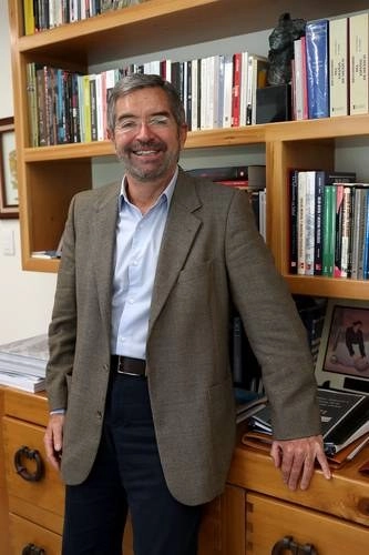 El ex secretario de Salud Juan Ramón de la Fuente destaca que México es el único país que propuso en la ONU que las vacunas sean un bien público goblal. Foto José Antonio López / Archivo