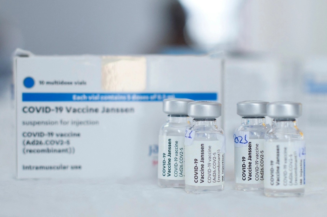 La FDA actualizó sus advertencias sobre la vacuna anticovid de Johnson & Johnson. Foto Afp / Archivo