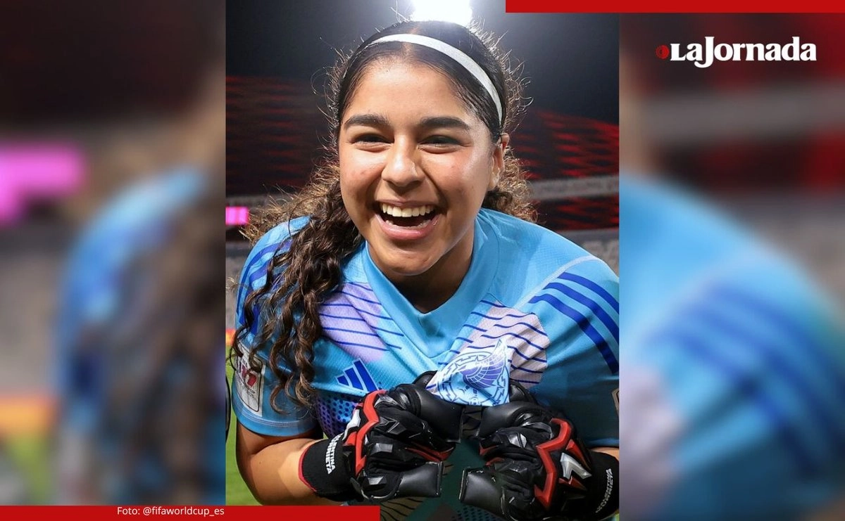 La gran actuación de Valentina Murrieta al atajar cinco penales en el Mundial Sub 17 Femenil de Marruecos para que México consiguiera el tercer puesto del torneo la impulso para también obtener un trofeo individual: el distinguido Guante de oro como la mejor arquera del certamen. 