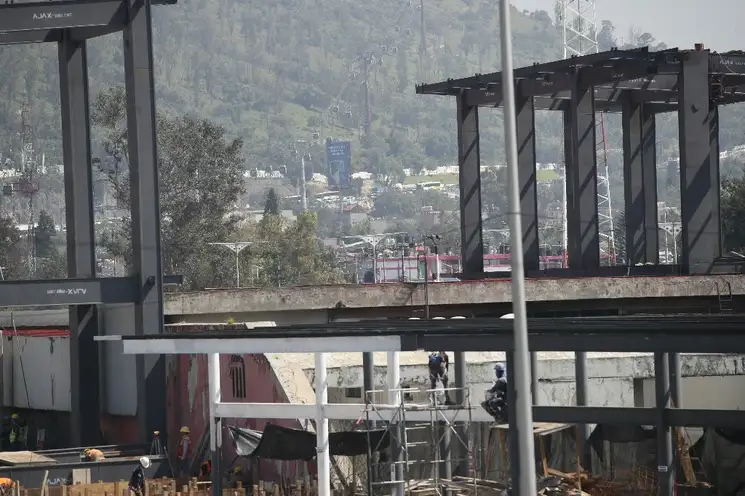 El valor de producción de las empresas de la construcción mostró un crecimiento mensual en el periodo de referencia de 4.4 por ciento, informó el Inegi. Foto Yazmín Ortega Cortés

