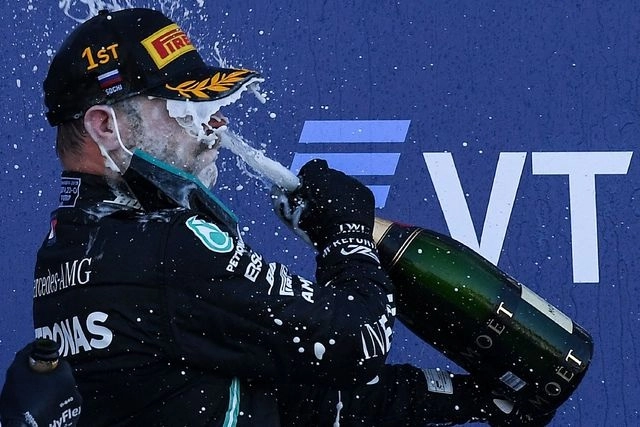 El finlandés Valtteri Bottas ganó este domingo el Gran Premio de Rusia en Sochi. Foto Afp 