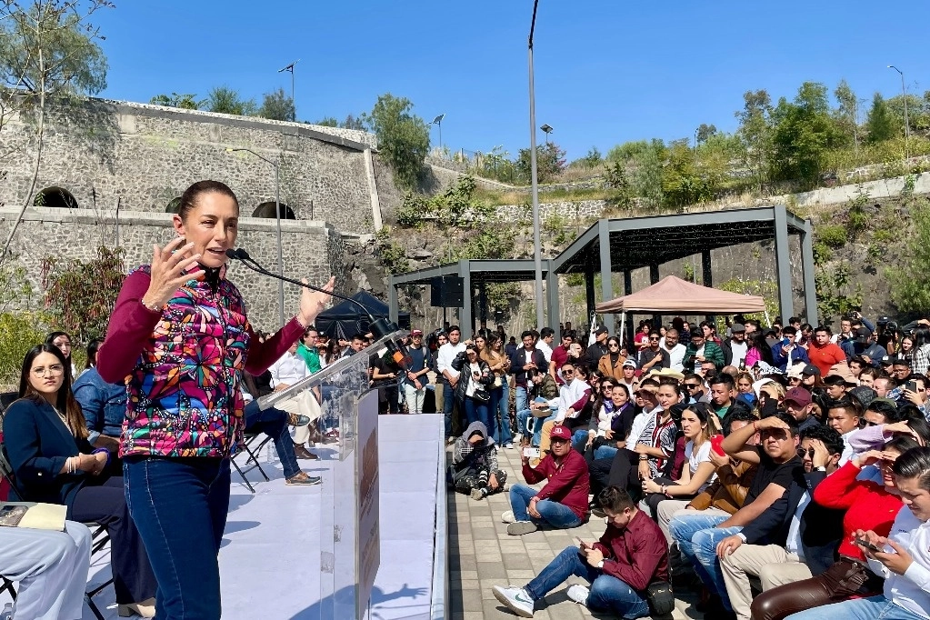 Claudia Sheinbaum, precandidata presidencial de Morena, PT y PVEM, durante un evento en el parque Cantera, en CDMX, el 17 de diciembre de 2023. Foto Roberto García Ortiz