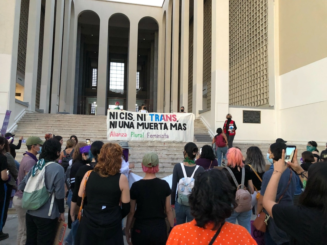 Una veintena de colectivos feministas de Sonora realizaron un llamado a la justicia por el asesinato de Marisol Cuadra, el 9 de diciembre de 2021. Foto Cristina Gómez