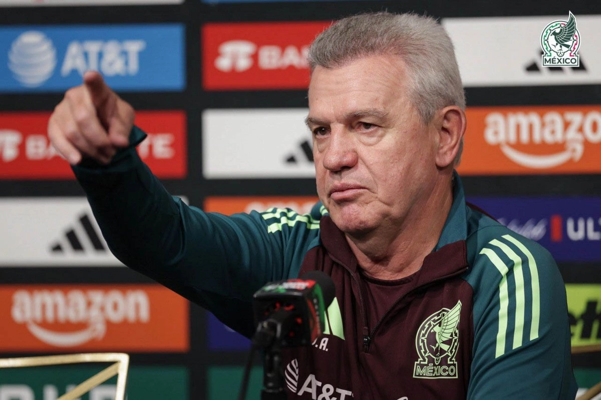 Javier ‘Vasco’ Aguirre, técnico de la selección mexicana de futbol, durante una conferencia de prensa el 6 de junio de 2025. Foto 