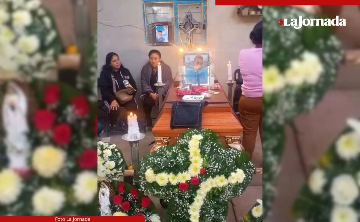 Familiares y amigos despiden a Omar Alejandro, víctima de la explosión de la pipa en Iztapalapa. Foto