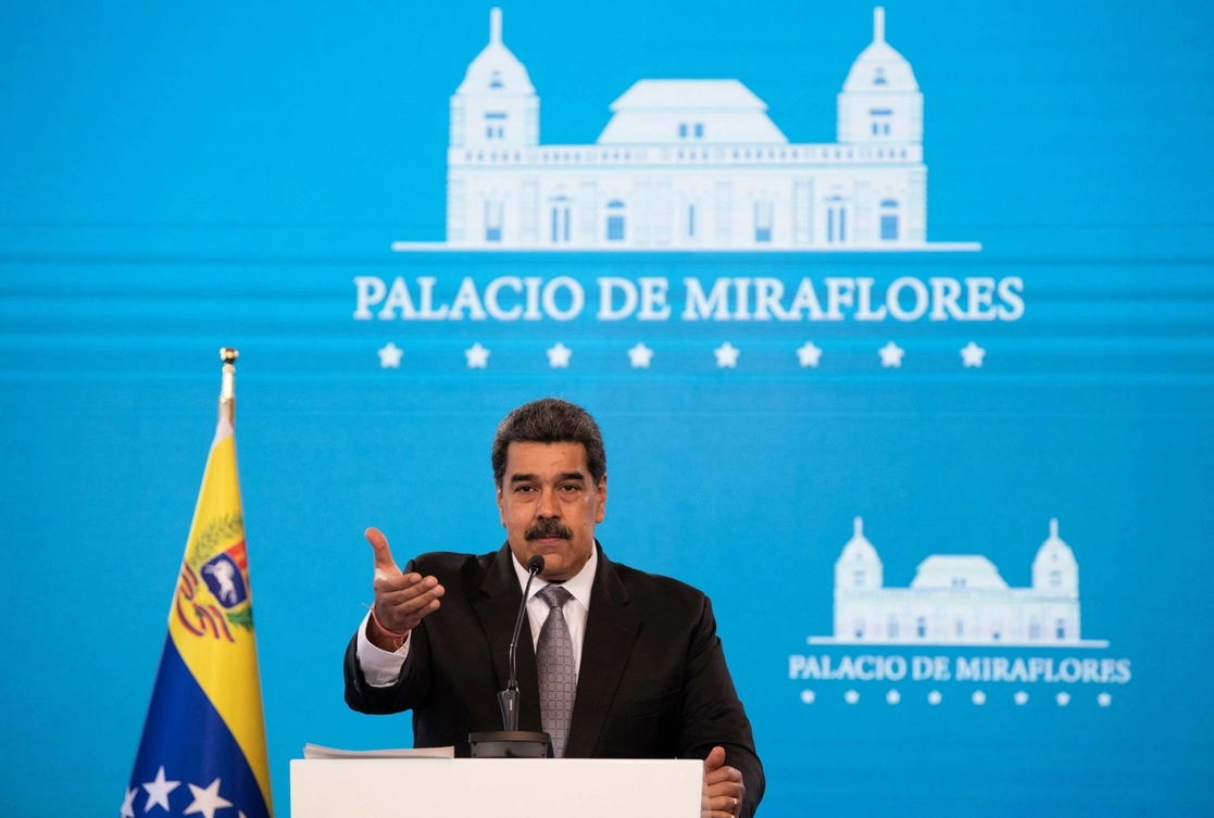 El presidente Nicolás Maduro dijo que "las puertas de Venezuela están abiertas a la inversión petrolera" de Estados Unidos, país que le impuso un embargo energético en 2019 como parte de una batería de sanciones para propiciar su caída. Foto Afp / Archivo