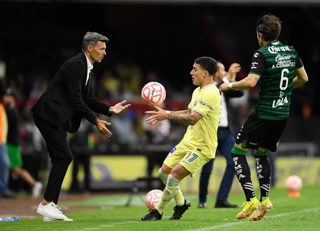 El conjunto capitalino llega al partido tras poner fin a su racha de victorias consecutivas, luego de empatar con Santos. Foto Afp