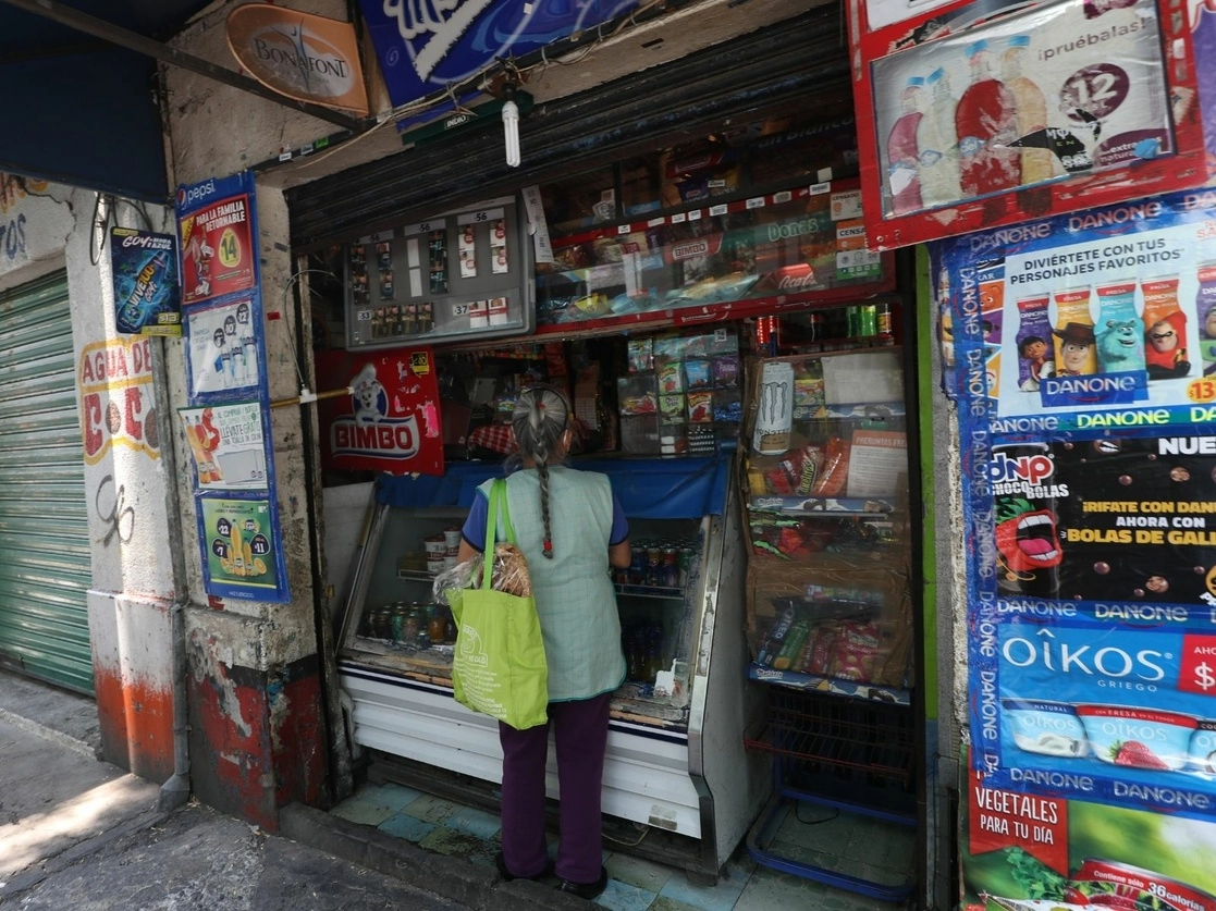 El mercado abarrotero mantiene mayor dinamismo con respecto a la economía en general. Foto Yazmín Ortega Cortés / Archivo