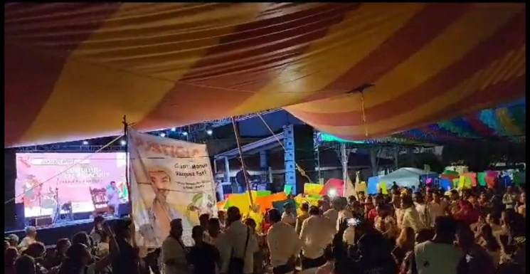 Ganaderos y pobladores de Playa Vicente irrumpieron en un acto del secretario de Gobierno de Veracruz, tras la detención de su líder Christian Vázquez Feria. Foto tomada de Twitter.