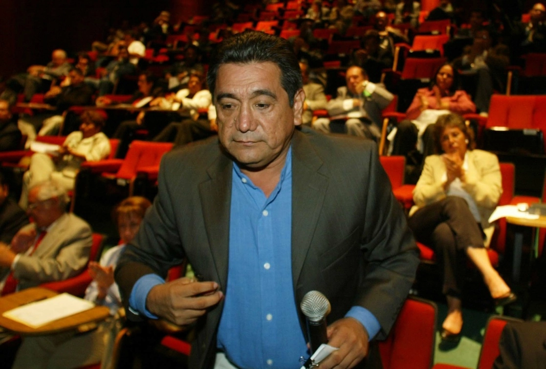 La postulación de Salgado Macedonio ha sido cuestionada por grupos feministas, partidos de oposición, e incluso mujeres integrantes de su partido, quienes le demandaron que renunciara a la candidatura para la gubernatura de Guerrero. Foto Francisco Olvera / Archivo