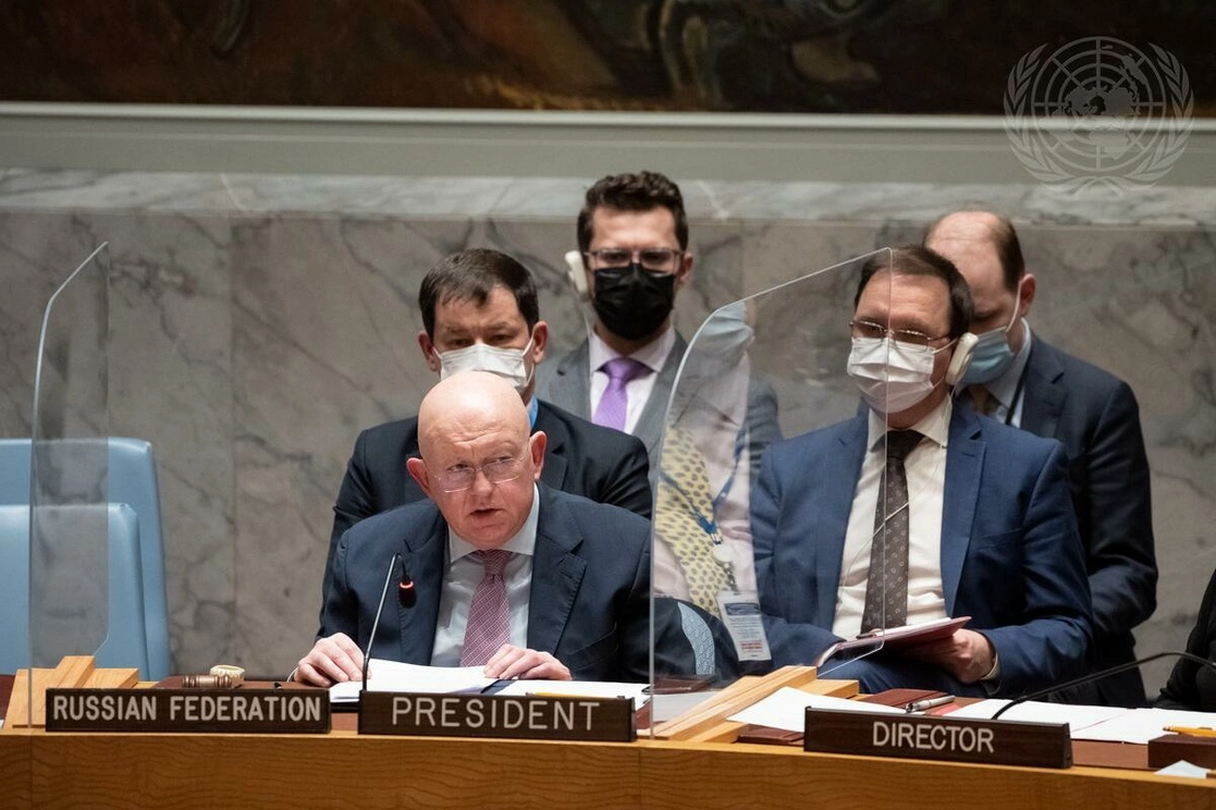 El embajador ruso ante la ONU, Vasily Nebenzya, en la sesión del Consejo de Seguridad de las Naciones Unidas, el 25 de febrero de 2022. Foto tomada de la cuenta de Twitter @RussiaUN