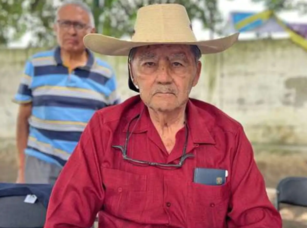 Luis Hernández Navarro
