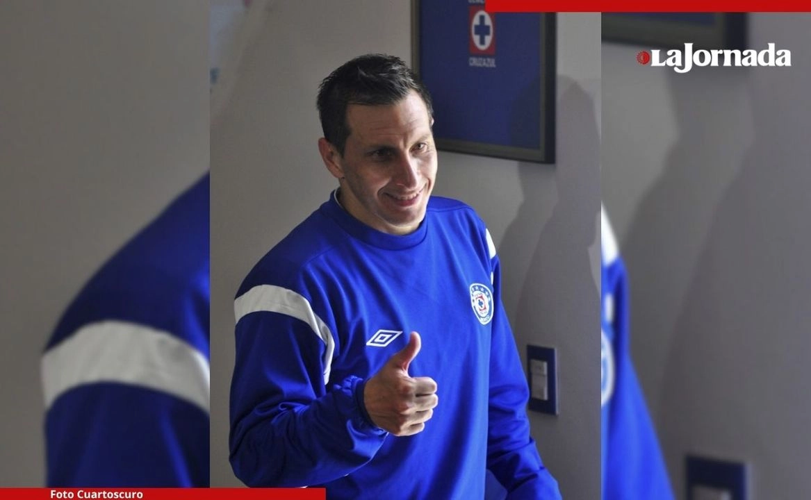 El ex jugador Christian “Chaco” Giménez consideró que Vicente Sánchez, director técnico del Cruz Azul “ya se ganó su lugar” tras los resultados obtenidos la temporada pasada. Foto 