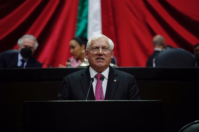 Víctor Villalobos Arámbula, secretario de Agricultura y Desarrollo Rural (c) en imagen de archivo. Foto Cristina Rodríguez