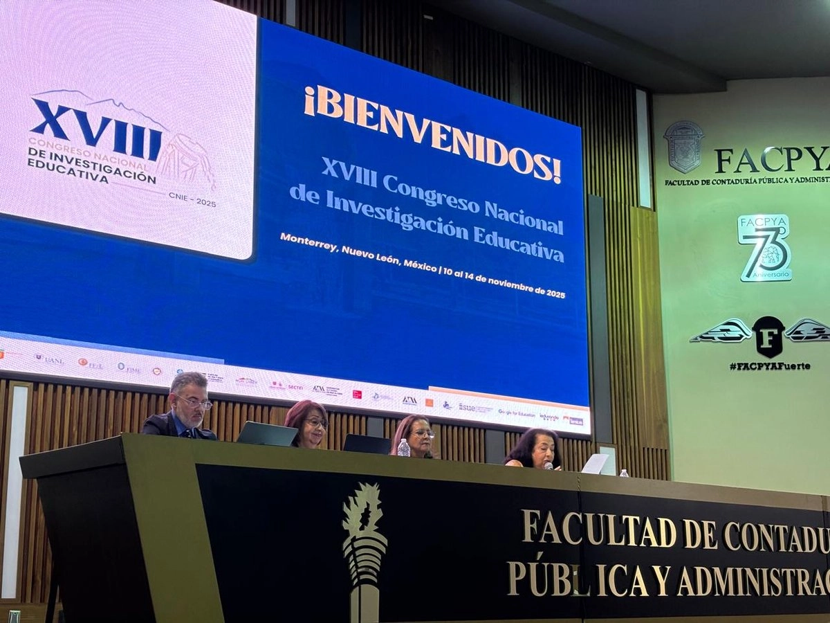Con un conversatorio magistral terminó el XVIII Congreso Nacional de Investigaciones Educativas, que se realizó en la sede de la Universidad Autónoma de Nuevo León.  