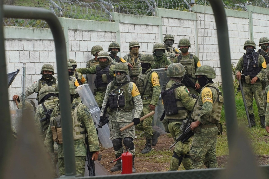Elementos del ejercito Mexicano en el municipio de Aguililla. Foto Cuartoscuro