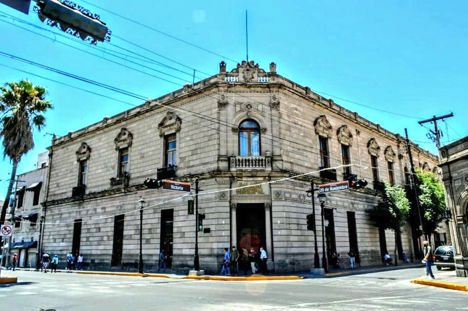 Edificio del Palacio Municipal del ayuntamiento de Durango. Imagen tomada de https://www.facebook.com/SecretariadelAyuntamientoDurango