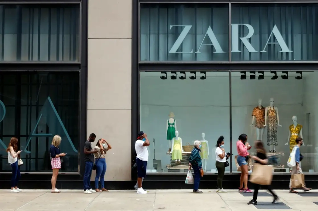 Una tienda de Zara en imagen de archivo. Foto Ap