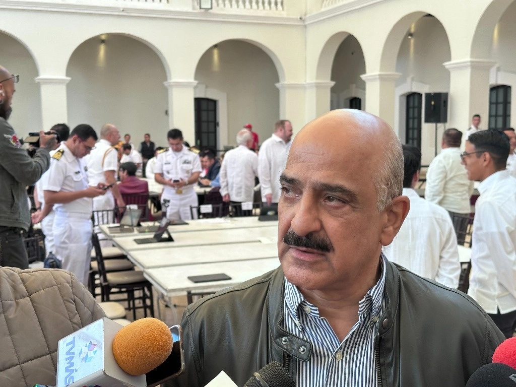 El titular de la Secretaría de Gobierno de Veracruz, Ricardo Ahued, comentó que es la FGE lleva las investigaciones y aseguró que no habrá impunidad de ningún tipo. Foto La Jornada