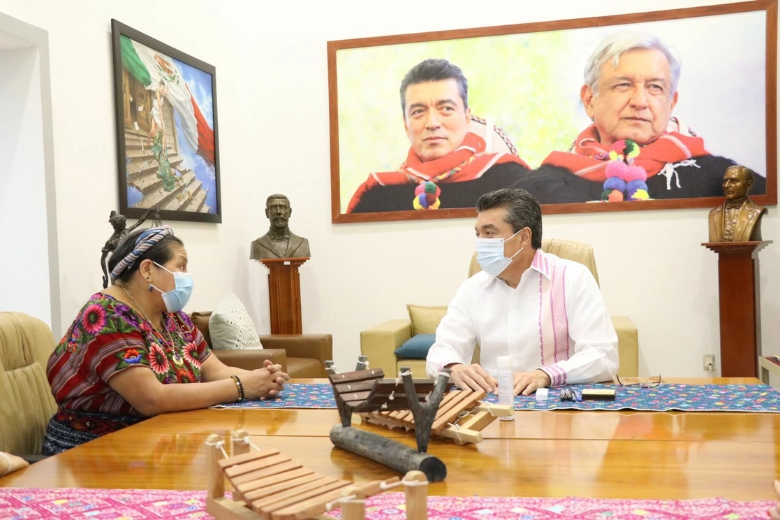El encuentro fue en el Palacio de Gobierno de Chiapas. Foto La Jornada