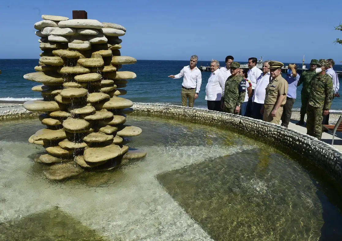 El Presidente y su comitiva dieron un recorrido por el Proyecto Integral Islas Marías. Foto Presidencia