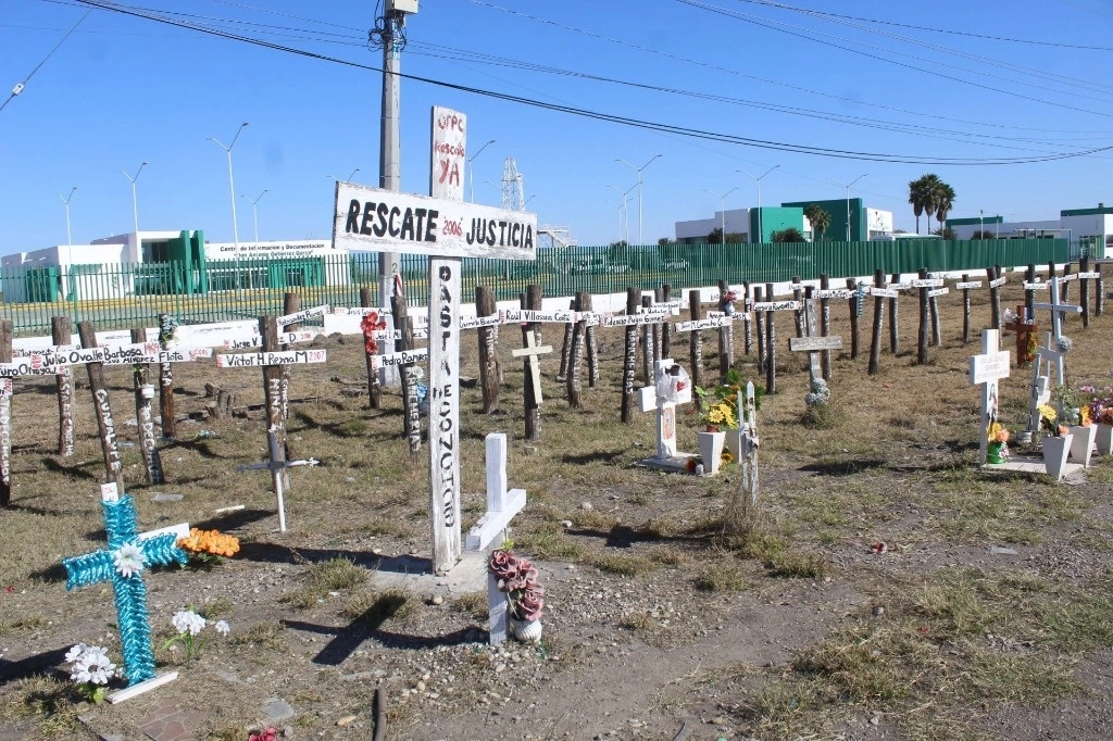 Familiares de las víctimas ven con frustración cómo los plazos se extienden una y otra vez. Foto Cuartoscuro 