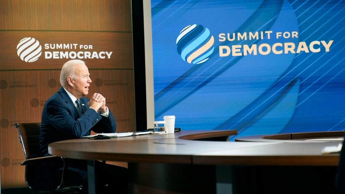 El presidente de EU, Joe Biden, inauguró de manera virtual la "Cumbre por la Democracia". Foto  Ap 