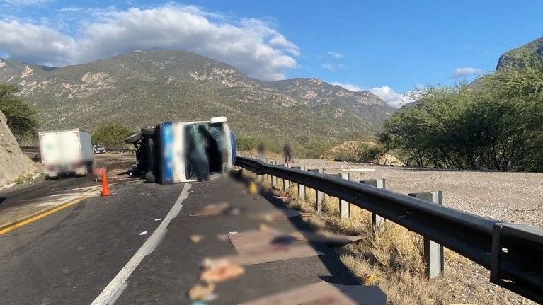 El accidente ocurrió en el kilómetro 91 de la súper carretera Oaxaca-México. Foto Tomada de X @GN_Carreteras