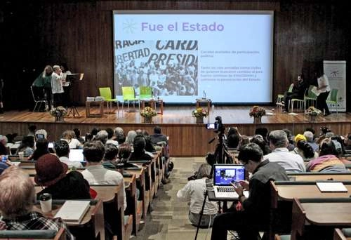 Activistas en la presentación de la colección Fue el Estado: 1965-1990, la semana antepasada. Foto 'La Jornada'