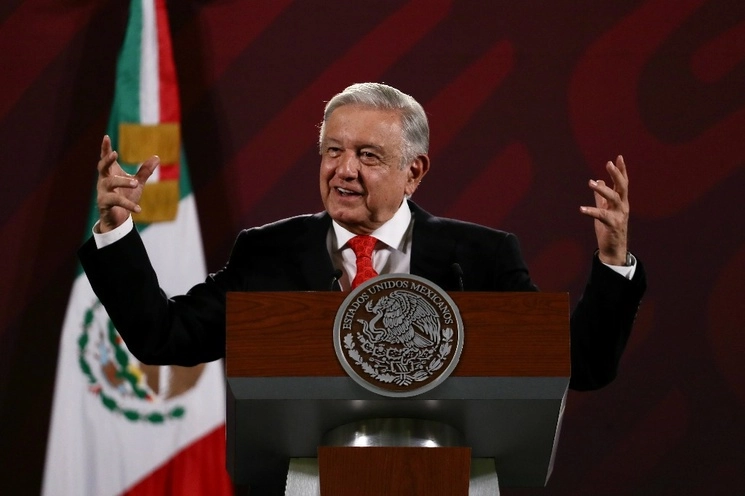 El presidente Andrés Manuel López Obrador durante conferencia de prensa matutina en imagen de archivo. Foto Roberto García