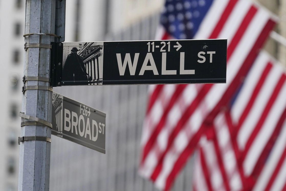 Letrero de una calle frente a la Bolsa de Valores de Nueva York. Foto Ap