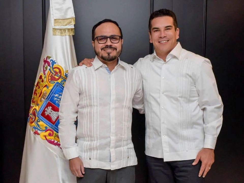 La noche del pasado 6 de mayo, unas cinco semanas después de su arresto, el ex vocero de 'Alito' Moreno Cárdenas, fue trasladado de urgencia del penal de San Francisco Kobén al Hospital General de Especialidades, "Dr. Javier Buenfil Osorio" por posible pancreatitis. Foto