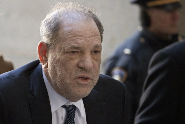 Harvey Weinstein enfrenta otro cargo por abuso sexual. Foto Ap