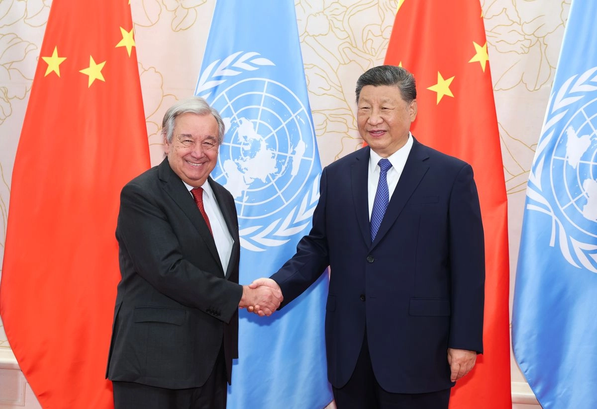El secretario general de la ONU, Antonio Guterres, fue recibido por el presidente chino, Xi Jinping, previo a su participación en la cumbre internacional de la Organización de Cooperación de Shanghái, que promueve una gobernanza alternativa a la occidental, el 30 de agosto de 2025. Foto 