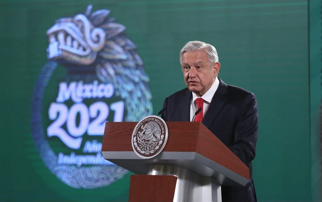 El presidente Andrés Manuel López Obrador durante la conferencia matutina en Palacio Nacional, el 1 de junio de 2021. Foto Yazmín Ortega Cortés