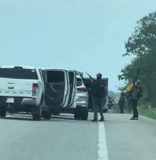 La Secretaría de Seguridad y Protección Ciudadana de Chiapas, en coordinación con fuerzas federales, implementa un operativo de búsqueda y localización de 14 hombres integrantes de esta institución policial que fueron secuestrados. Foto Cuartoscuro 