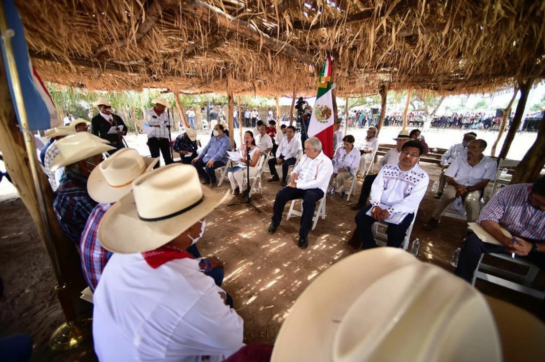 Comunidades indígenas de Sonora solicitaron al presidente Andrés Manuel López Obrador frenar los abusos de poder en su contra por parte de funcionarios del INPI. Foto Gobierno de México / Archivo