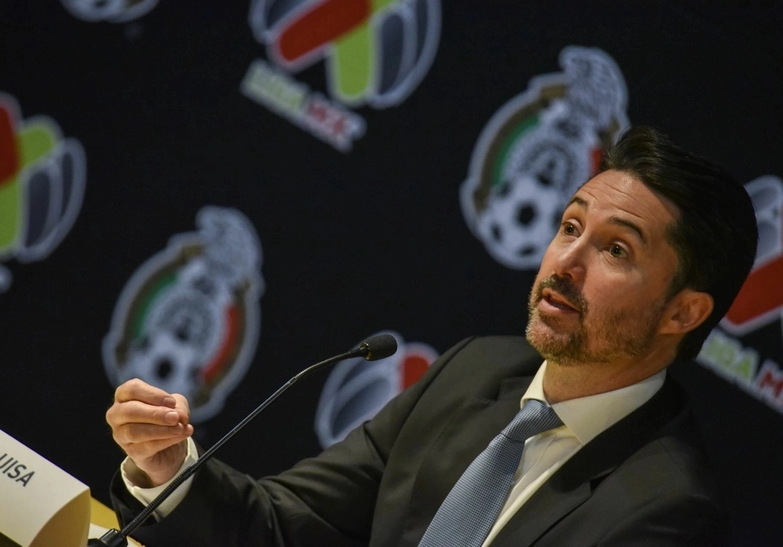 Yon de Luisa, presidente de la Federación Mexicana de Futbol, reconoció que fue un fracaso el no haber avanzado a los octavos de final en Qatar 2022; sin embargo, dijo que no presentará su renuncia. Foto Cuartoscuro / Archivo