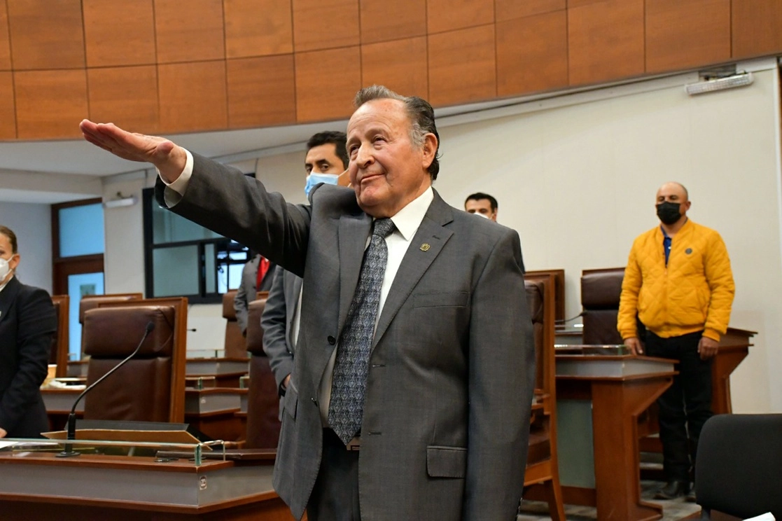 El magistrado Virgilio Rivera Delgadillo tomó protesta en el cargo. Foto Alfredo Valadez