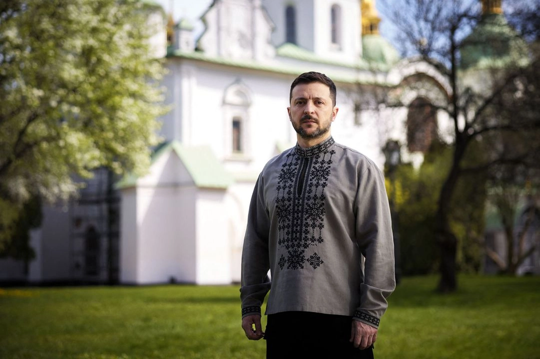 El presidente ucranio, Volodimyr Zelensky, durante las celebraciones de Pascua en Kiev, en medio de la invasión rusa de Ucrania. Foto 