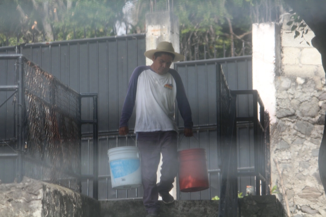 Los más afectados por la falta del servicio de agua son vecinos del poblado de Acapantzingo y de la avenida Rufino Tamayo, en Cuernavaca, Morelos. Foto Rubicela Morelos