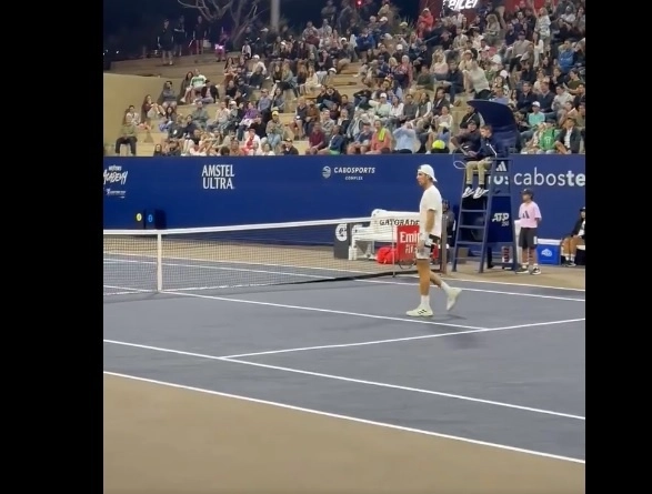 Zverev, máximo favorito del torneo y sexto del ranking mundial, venció a Nishioka, número 84 para la ATP. Foto @CaboTennisOpen